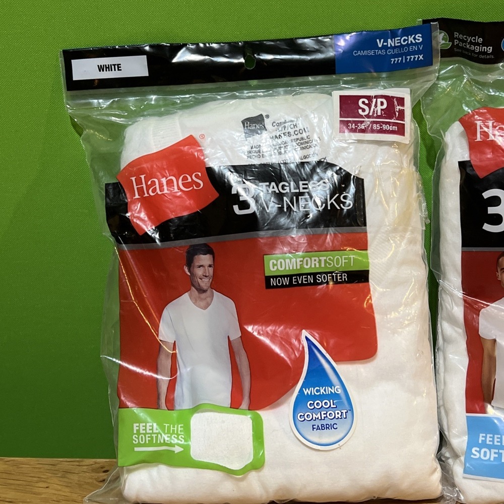 Lot Of 2 Hanes Men's 3 Pack V-Neck T-Shirt Tagless Short Sleeve Cotton Small - Picture 2 of 9
